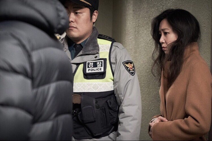  스포 없음 /영화, 도어락후기 /혼자사시는 분들은 보지 않길 바라는 공효진 주연의 <도어락>/펭귄 가정용 감시카메라 가정용 cctv/펭귄 cctv