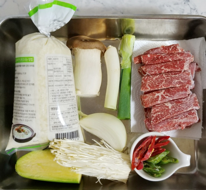  보들보들 육우 차돌박이 순부두찌개(소고기순두부찌개)