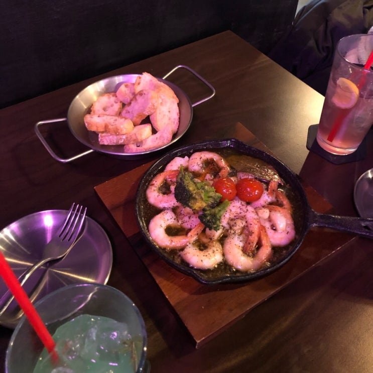  [전주 한옥마을] 무제한으로 먹을 수 있는 칵테일바 달님