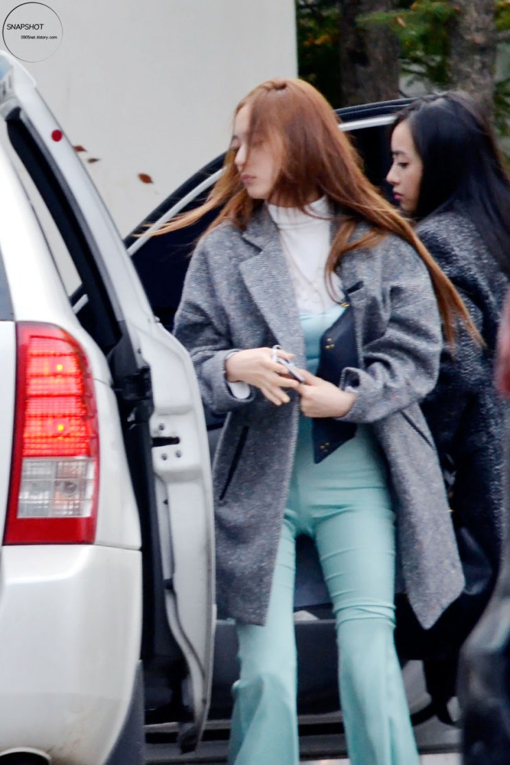 크리스탈 : 사복 레전드 스타일링 모으기