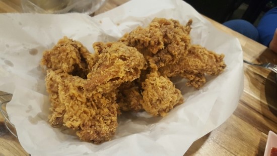 인수동 BHC 치킨의 핫후라이드 인수동 BHC 치킨의 핫후라이드