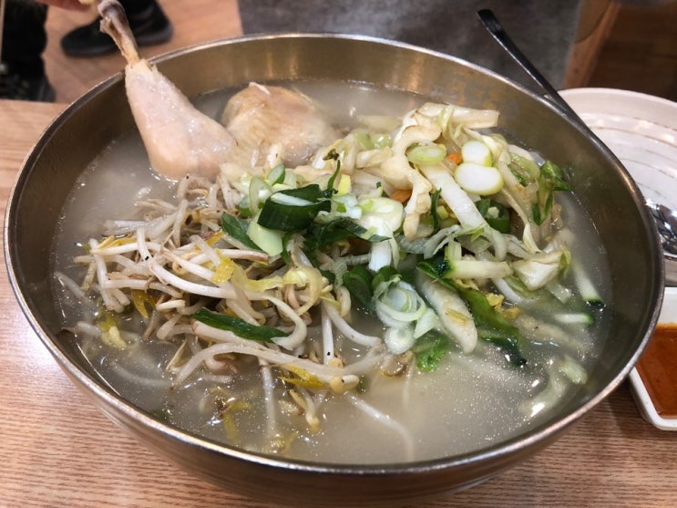  추운날 먹은 따뜻하고 담백한 본점의 맛  :파주닭국수 파주본점