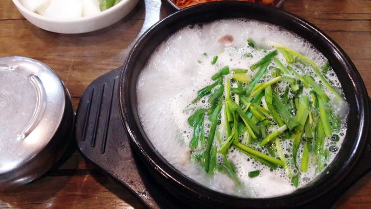오늘의 런치 <참맛 순대국> 무교동 직장인 단골식당 오늘의 런치 <참맛 순대국> 무교동 직장인 단골식당