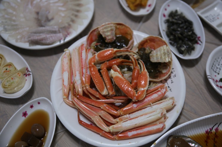  포항 대게 맛집 삼형제 횟집 붐비는 이유