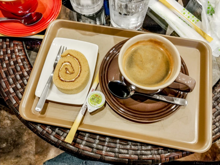 오사카 여행, 뉴오타니 호텔과  근처 카페, 빔산책