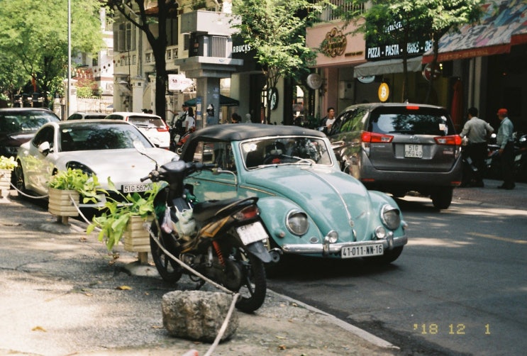  후지필름 C200 (18년 호치민)