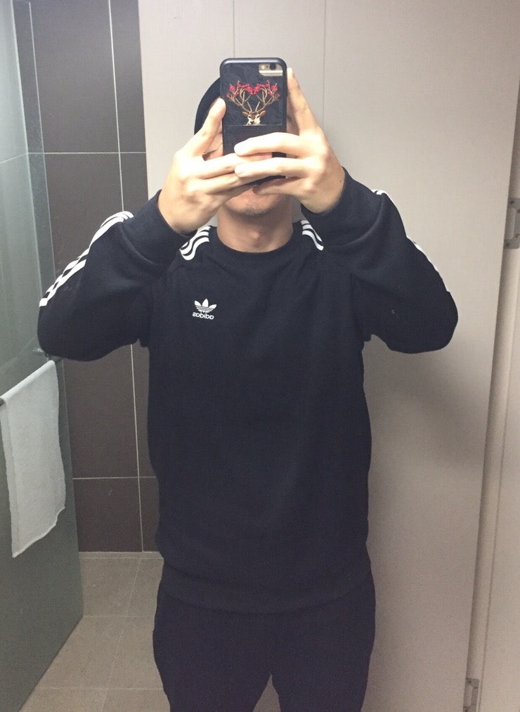 아디다스 오리지널 맨투맨 dv1555 검정 / 3-stripes crew XL 구매 후기