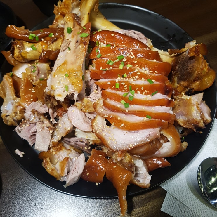  너~~무 맛없어서 올려보는 포스팅ㅋㅋㅋㅋㅋㅋ뚝섬 골목식당에 나온 소년아저씨 족발