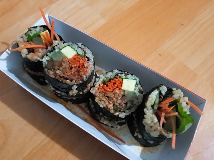 강남역 지하 로봇김밥