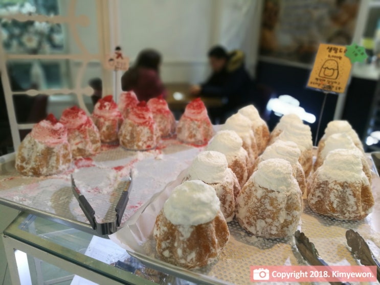  포천 빵집 카페 브레트 팩토리 빵공장 무화과빵 오징어 먹물빵 가격