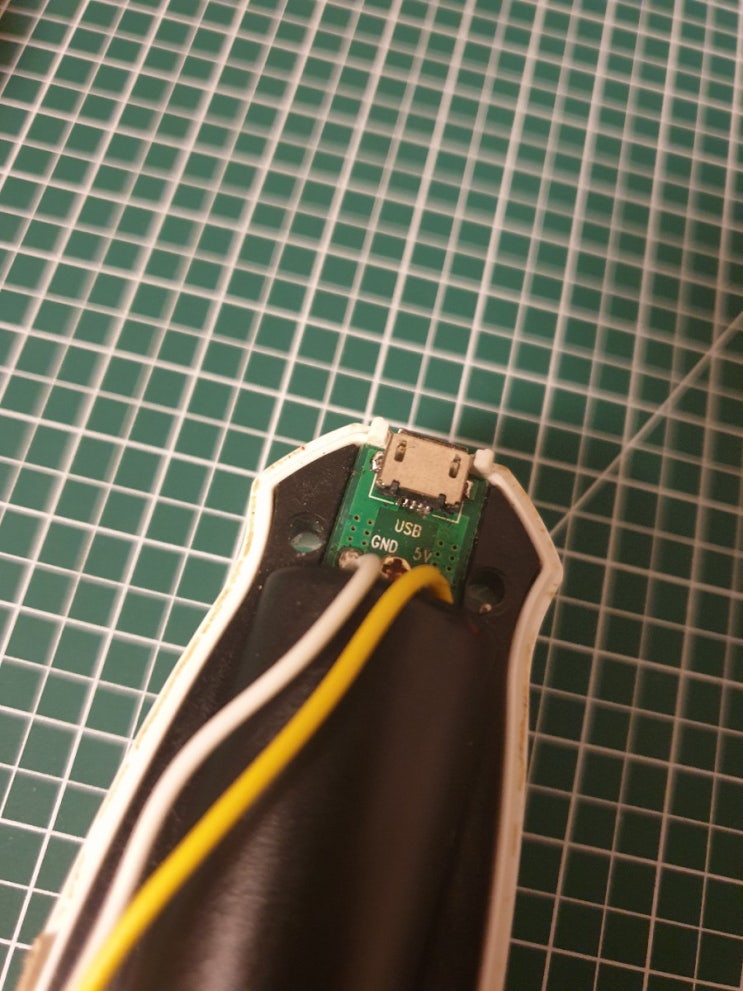  망가진 고데기(?) 고치기 (충전핀 납땜)
