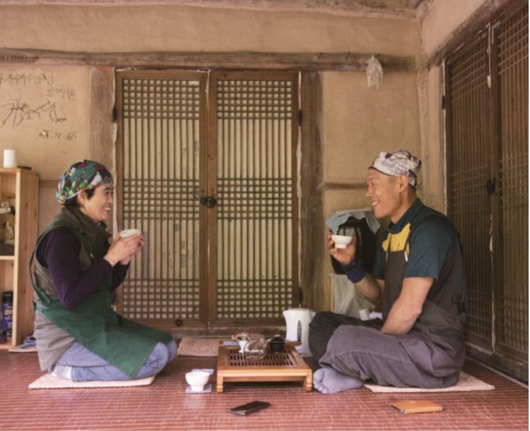  차가 좋아 환속했고 차 농사지으려 귀농한 효천스님의 나비황차 개발 스토리