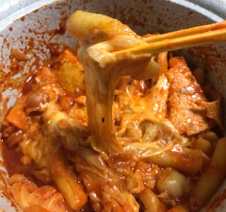  [강동구 길동 떡볶이 배달 맛집 응급실떡볶이 세상존맛 인생존맛 / 교촌치킨 길동점] 이번 떡볶이는 응급실 응급실입니다 환승하실 분들은 어서 버스 타세요