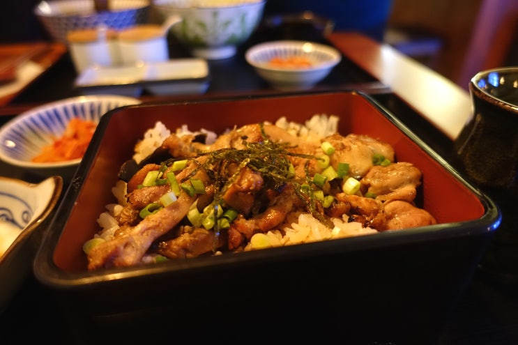  상수역덮밥/상수역일식 : 후쿠오카식 닭고기 덮밥이 있는 '토리마부시(とりまぶし)' 상수동에 떴다!!