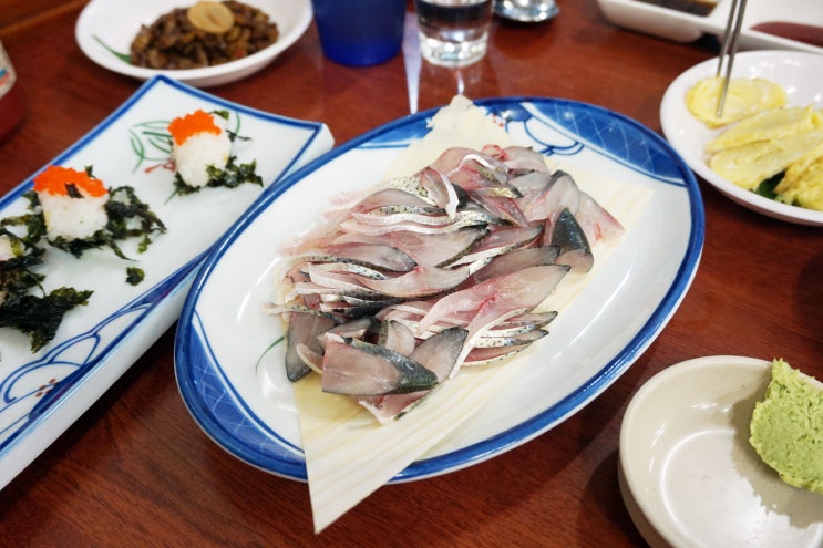  뚝섬 맛집 2002횟집 전어 뿌시기!