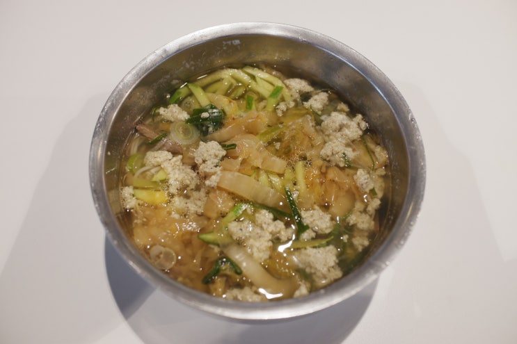  김치국수 (xf10)