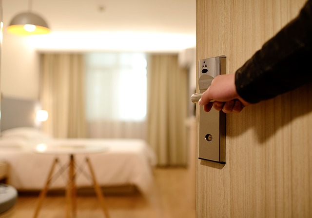 (Tip) 호텔 예약을 가장 안전하게 또는 현명하게 하는 방법 : 호텔 홈페이지에 직접 예약하기