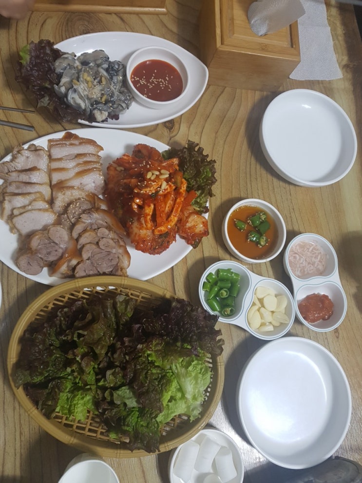  구리 돌다리보쌈칼국수
