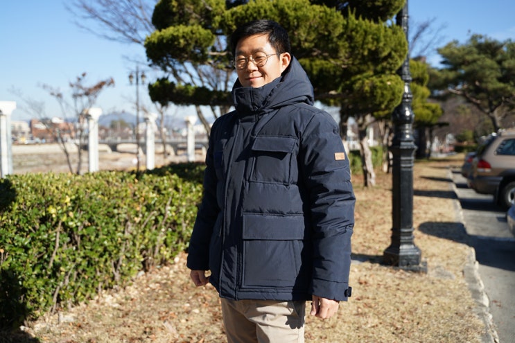 TMRW구스다운점퍼 남자 숏패딩이라 편해 TMRW구스다운점퍼 남자 숏패딩이라 편해