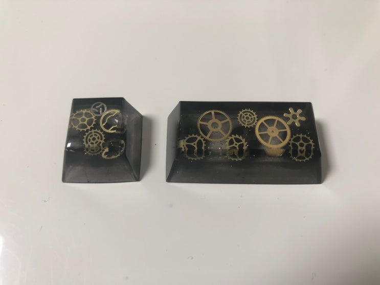  얼마전에 주문한 조군님께 주문한 키캡 Cherry Watch Gear Black의 도착!