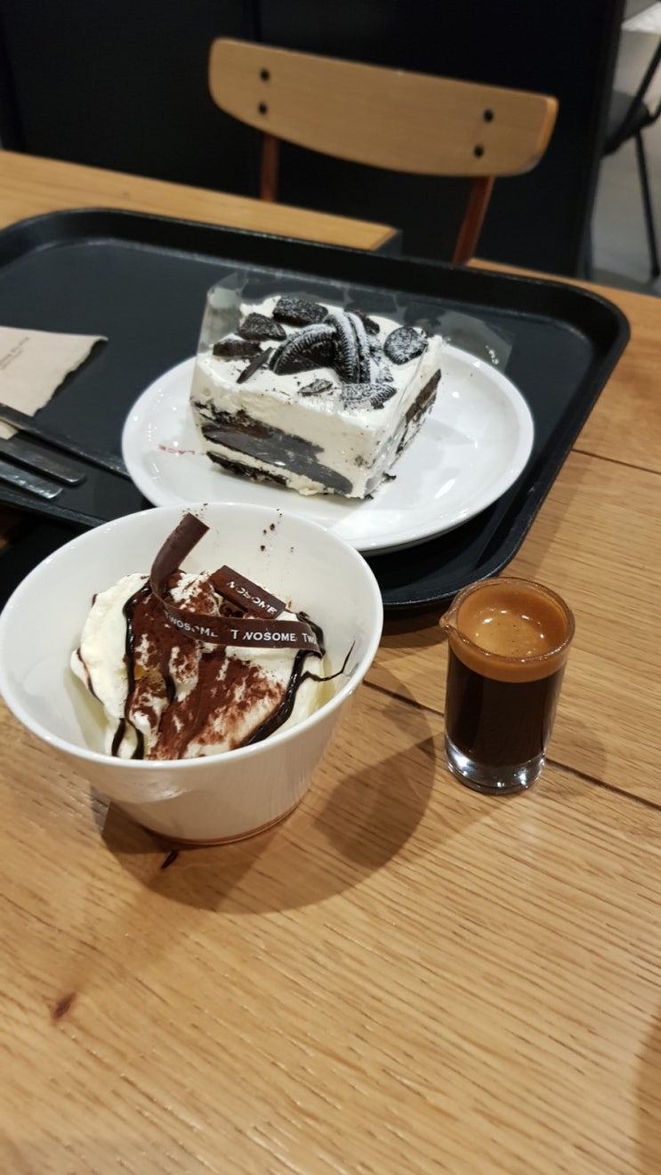  투썸플레이스