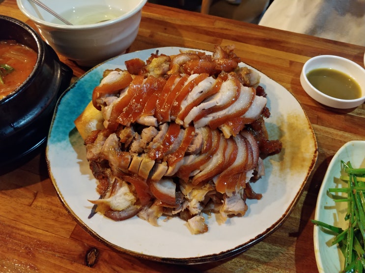  청담 맛집, 일언족발, 들깨우동