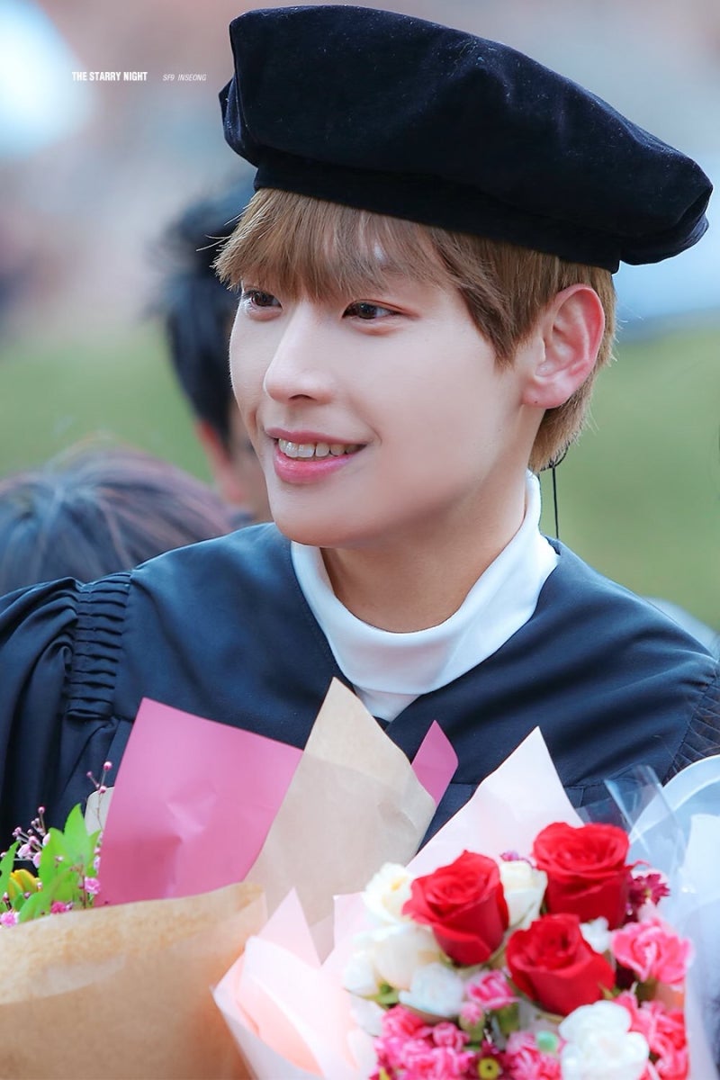 김인성 경희대 졸업식 보고가시죠 | 인스티즈