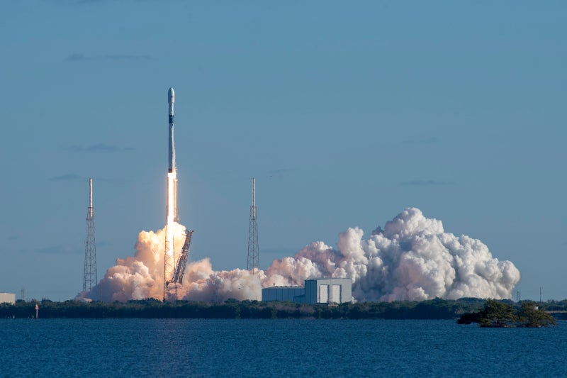 미공군 GPS위성으로 2018년 마지막 발사를 성공적으로 마친 스페이스X (SpaceX) : 네이버 블로그