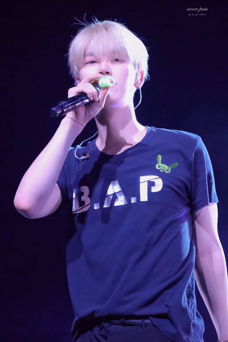  메리 크리스마스 WITH BAP