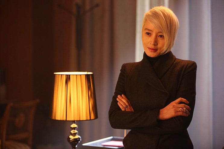  영화 미옥-느와르 장르 김혜수. 이선균. 이희준