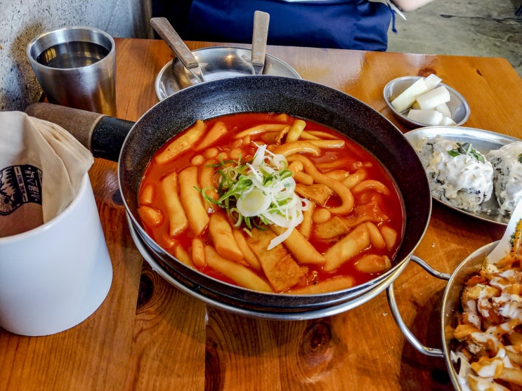  성수 떡볶이 맛집, 불맛나는 떡볶이 서울스낵