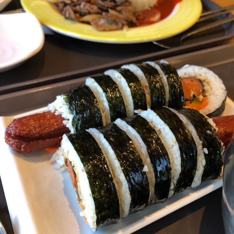 세종대 학식 왕소시지김밥이 맛있는 이유 - BATTLEPAGE