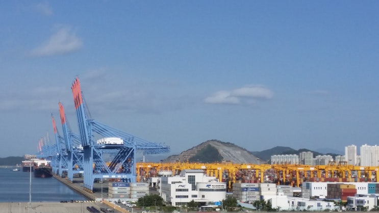  부산신항만주식회사-간판 및 도로표지판시공