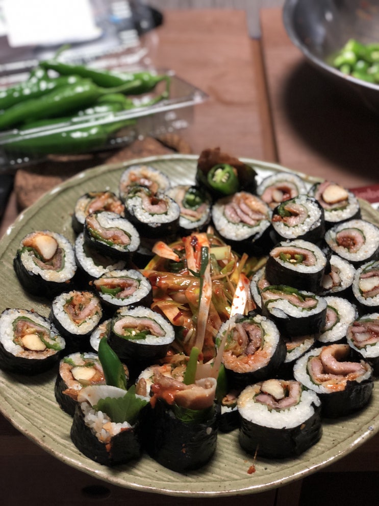  181224-25 "특별하지않아도 괜찮아" 크리스마스 이브 홈파티 (삼겹살김밥)