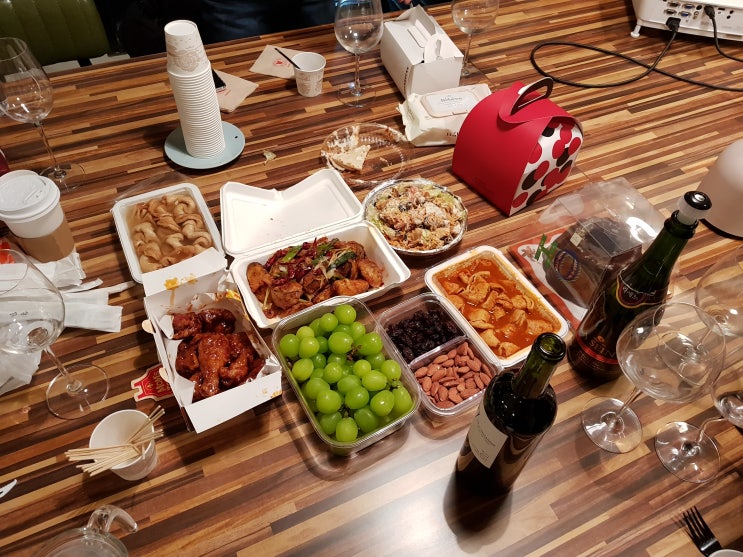  포틀럭 파티(potluck party)로 마지막토론회 아쉽다