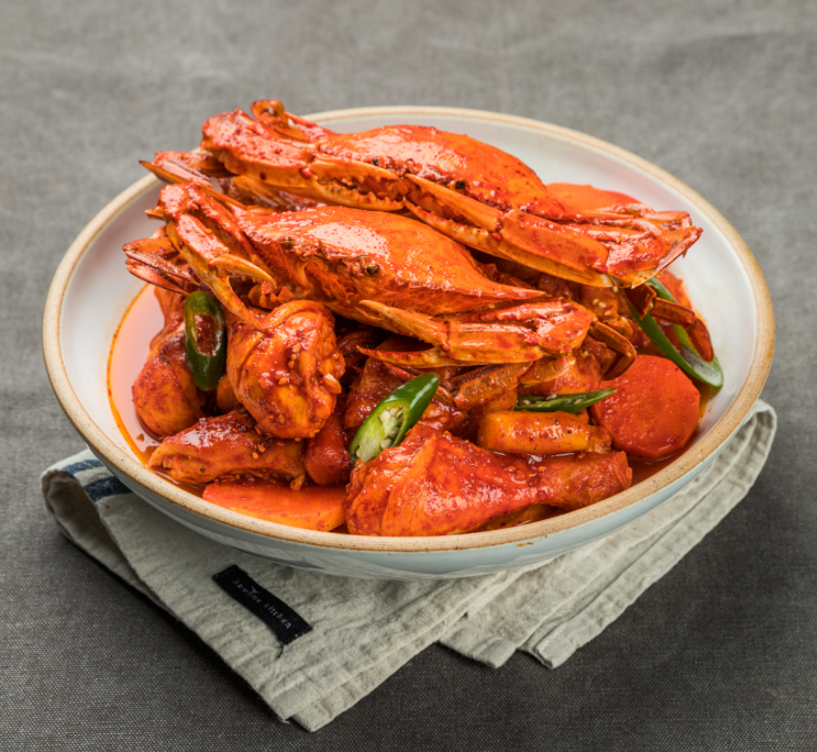  광주 첨단지구 흥부찜닭의 꽃게찜닭!