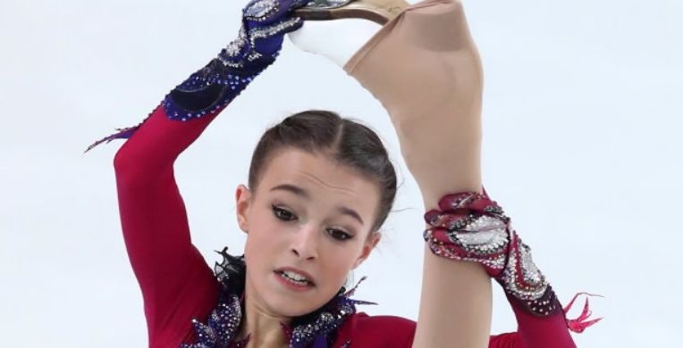 ロシアのフィギュア女子が 戦国時代 ザギトワやメドベを下した4回転ジャンパーの14歳コンビとは 러시아 피겨 여자 전국 시대 자기토바와 메드베를 내린 4회전 점퍼의 14 세 네이버 블로그