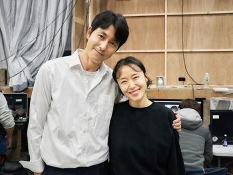  영화 ‘지푸라기라도 잡고 싶은 짐승들’ 정우성-전도연, 훈훈한 투샷…‘2019년 개봉’