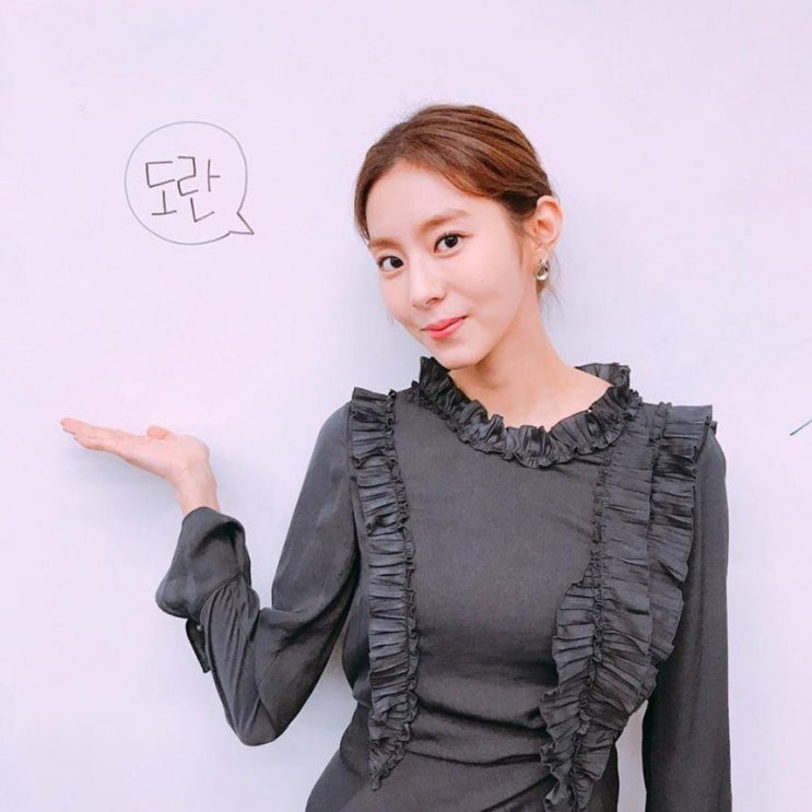  ‘2019 KBS 연기대상’ MC 유이, 설렘 선사하는 미소…“행복한 하루 보내세요”