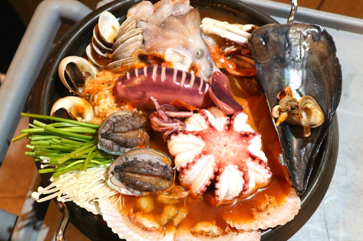 안산 선부동 맛집 대왕해물문어보쌈에서 대왕해물탕 먹고왔어요!