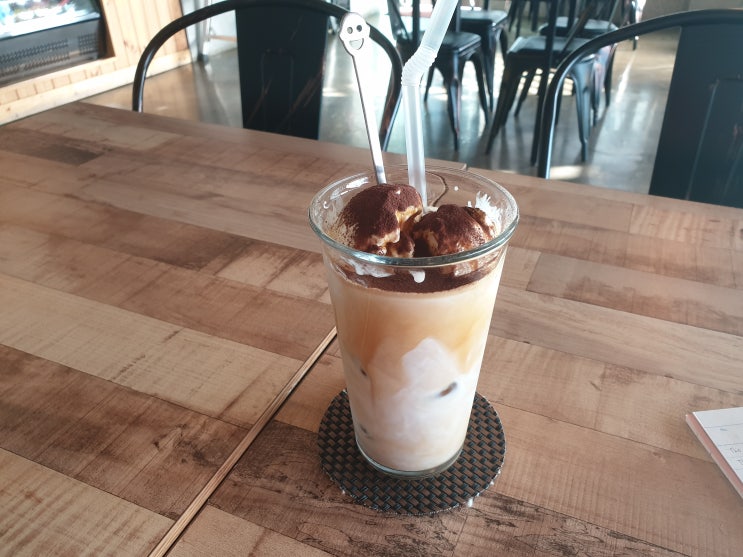  [마리스커피/MARIS COFFEE]고색동 까페추천 마리스 커피 스노우볼 까페라떼 JMT