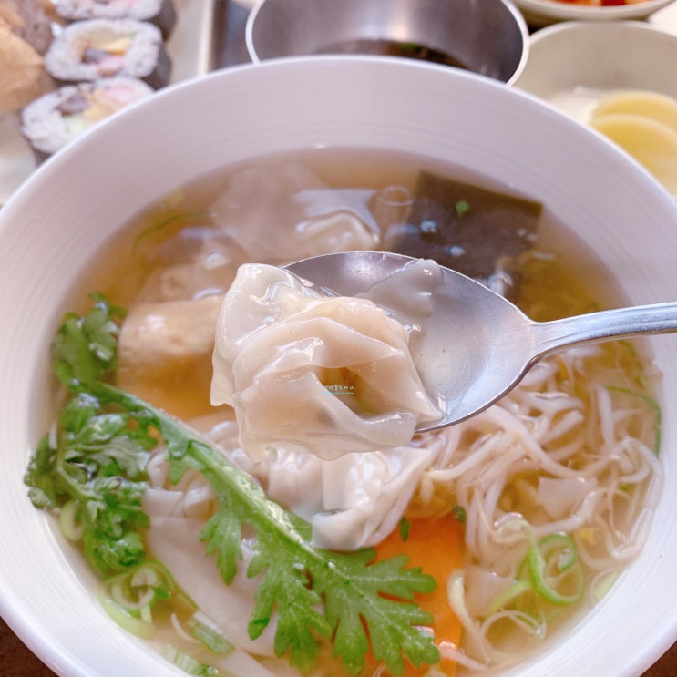  부산 여행 원조18번 완당 발국수 맛집 맞는거죠