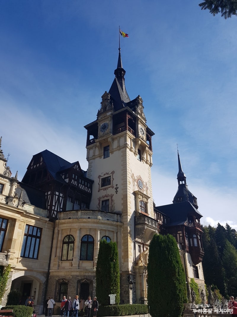 몽몽부부세계여행] 루마니아 브라쇼브에서 부쿠레슈티 가는 길에 시나이아 둘러보기 : 네이버 블로그
