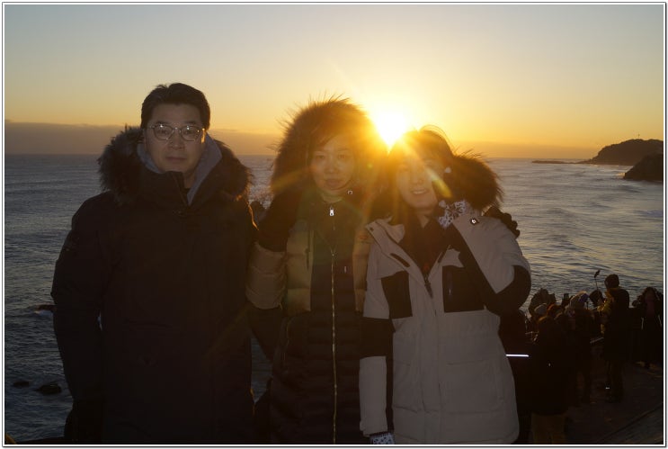  2018년 12월 30일 추암 촛대바위 일출[해돋이]- 추암해수욕장 해돋이 울라프(쏠비치 리조트)