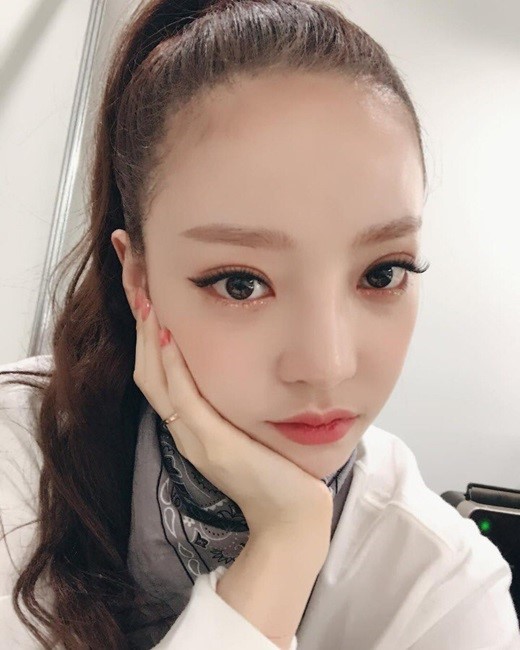 구하라 안검하수 - 쌍커풀수술 지적 네티즌과 설전 구하라 안검하수 - 쌍커풀수술 지적 네티즌과 설전