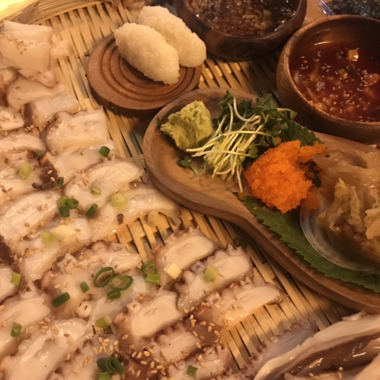  3월 밀린 일기 (할맥,봉동상무초밥,임실나들이, 유메르체크자켓,도쿄백짱짱)