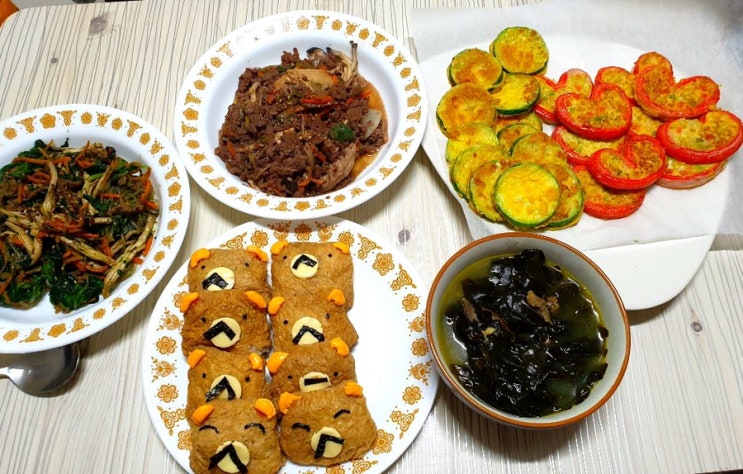 남자친구생일상차리기 (리락쿠마유부초밥,하트맛살전 등등)