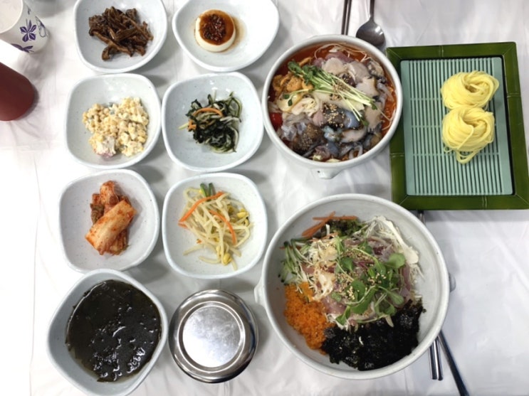  속초 존맛탱 맛집 <항아리 물회>에서 물회랑 회덮밥 후기