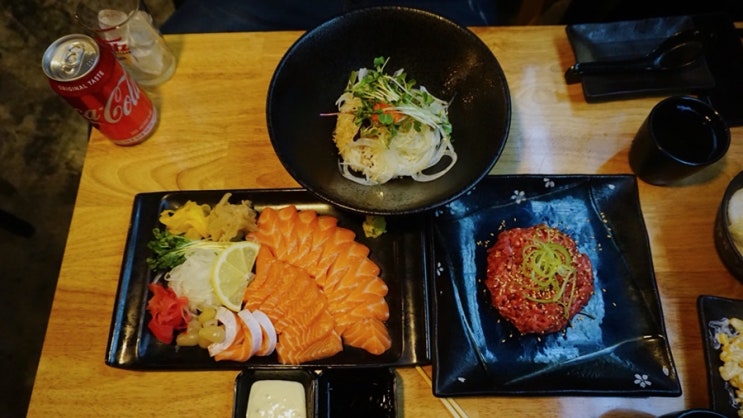  중화역맛집 | 연어에반하다 : 연어 & 육회 안주로 딱! 좋은 중화역술집 !