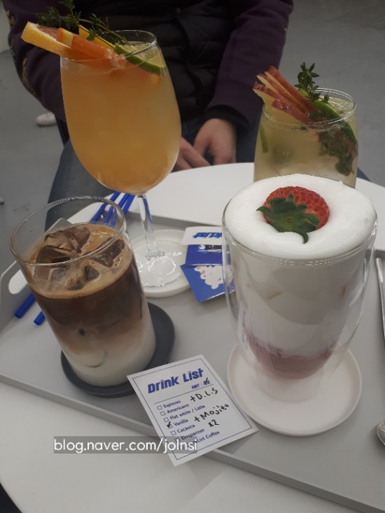 [대전 선화동 카페] 선화단길 카페 드링크리스트에서 힙한 갬성과 맛있는 음료를!
